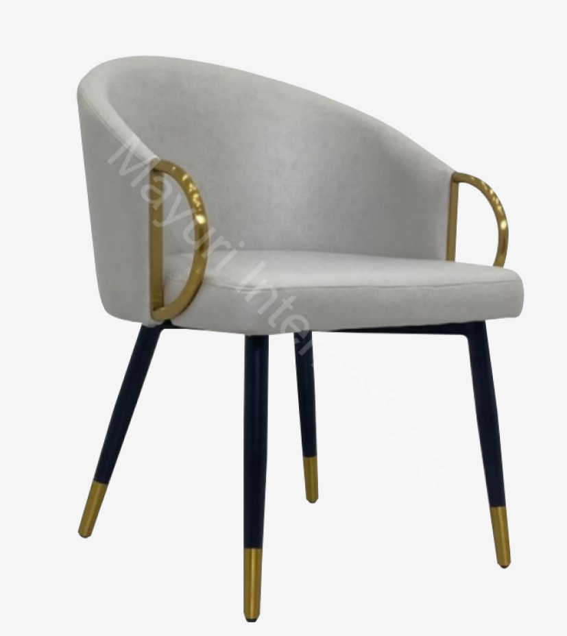 Lounge Chairs 